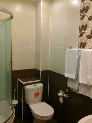 Отель Дом на Гражданской Углич Комната стандарт с 1 двуспальной кроватью-4